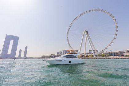 Aluguel Iate a motor Sky Walker Luna 52 Dubai