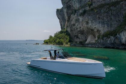 Location Yacht à moteur Pardo 38 Propriano