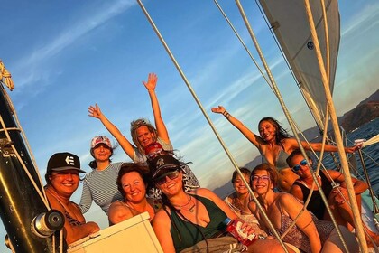 Rental Sailboat Surfari del Mar Morgan 72 clásico Guanacaste