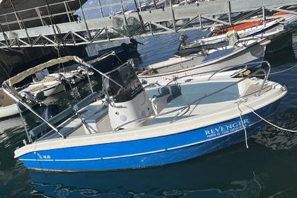 Noleggio Barca a motore Revenger Open Castellammare di Stabia