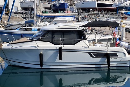 Hire Motorboat Jeanneau Merry Fisher 795 Toulon