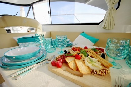 Aluguel Iate a motor Beneteau Antares 11 Caniçal