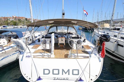 Hire Sailboat Bavaria Cruiser 56  - 5 + 1 cab Pula