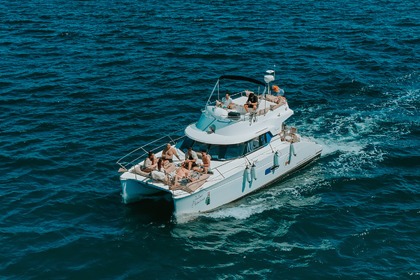 Hire Catamaran Fountaine Pajot Highland 35 Lisbon