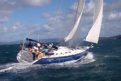 Charter Sailboat Beneteau Oceanis 343 Tarragona