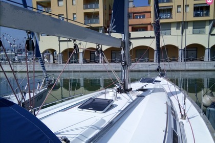 Charter Sailboat BAVARIA 44 Genoa
