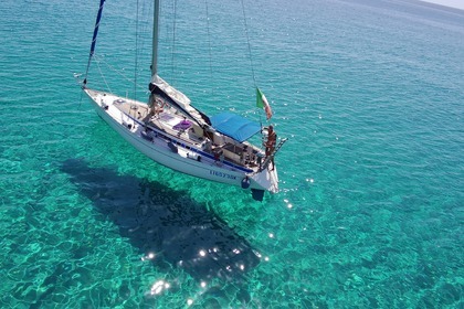 Noleggio Barca a vela Cantieri del pardo Grand soleil 39 Porto Corallo