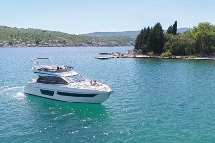 Verhuur Motorboot Azimut 53 FLY Herceg Novi