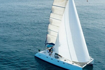 Rental Catamaran Fontaine Pajot Belice 43 Sant Antoni de Portmany