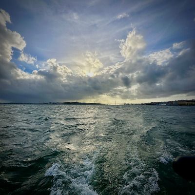 Lissabon Catamaran Lagoon 42 alt tag text