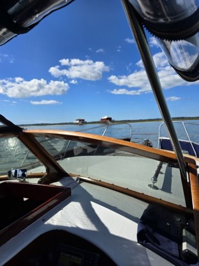 Motorboat BEACHER 8.40 Boot Grundriss