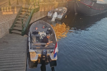 Verhuur Boot zonder vaarbewijs  Qwest Marine R450 Amsterdam
