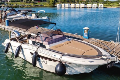 Miete Motorboot Atlantic Marine 730 Suncruiser Pula
