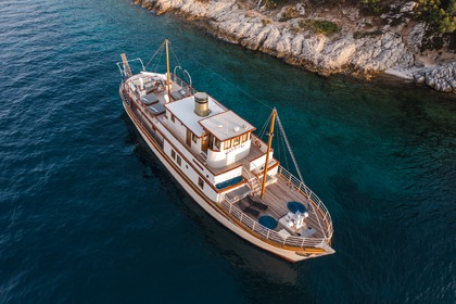 Rental Gulet CLASSIC YACHT GALLANT Trajektna Luka Split