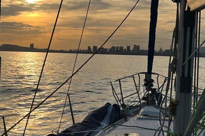 Location Voilier Beneteau Oceanis 411 Canet-en-Roussillon