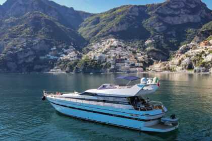 Hire Motor yacht Cantieri di Pisa yacht Akhir 72 Naples