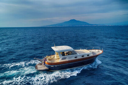 Charter Motorboat Apreamare 38 Cabin Capri