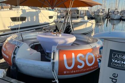 Aluguel Lancha Artthink Donut Laboe