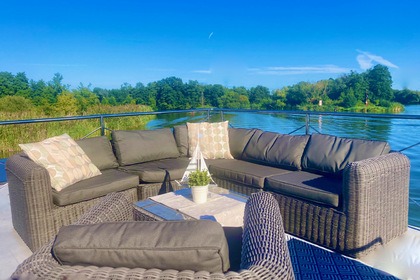 Miete Hausboot führerscheinfreies luxuriöses Boot Campi Potsdam