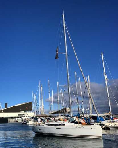 Ponta Delgada Sailboat Jeanneau Sun Odyssey 379 alt tag text