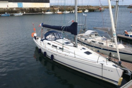 Charter Sailboat DUFOUR YATCHS DUFOUR 40 Arzal