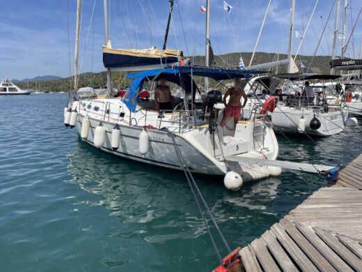 Il Pireo Sailboat BENETEAU CYCLADES 43.4 alt tag text
