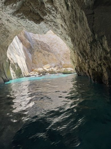 Corfou Motorboat Saxdor GTO320 alt tag text