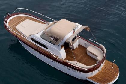 Miete Motorboot private tour Gozzo 8,50 Sorrent