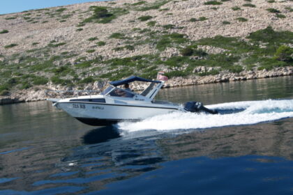 Hire Motorboat Rio 650 Rab