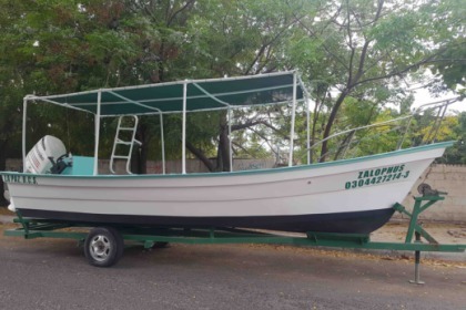 Charter Motorboat Local Panga reformeña La Paz