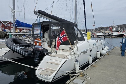 Hyra båt Katamaran Fountaine Pajot Lavezzi 40 Bodø