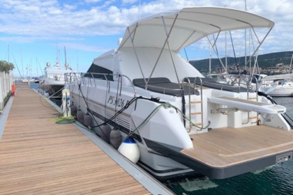 Noleggio Barca a motore Raffaelli Raffaelli Mistral 50 R TOP Trieste