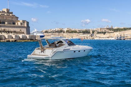 Alquiler Lancha Cranchi Mediterranean Msida