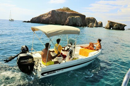 Rental Boat without license  Nikita SEAROVER 470 Paros