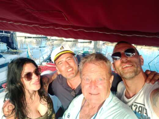 Остия Sailboat Beneteau Oceanis Clipper 381 alt tag text