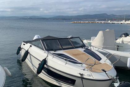 Verhuur Motorboot Quicksilver Day cruiser 755 Hyères