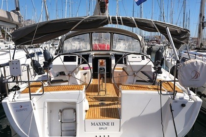 Charter Sailboat Hanse Yachts Hanse 455 Kaštela