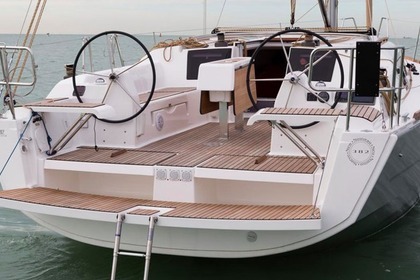 Charter Sailboat DUFOUR 382 GL Zaton