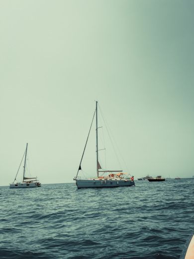 Salerno Sailboat Beneteau Cyclades 43.3 alt tag text