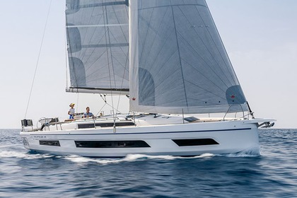 Hire Sailboat  Dufour 41 GL Šibenik