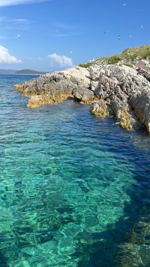 Trogir Motorboat Axopar 28 Tt alt tag text