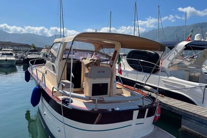 Noleggio Barca a motore Jeranto 750 Cabin Positano