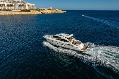 Charter Motorboat Sunseeker Predator 52 Saint Julian's