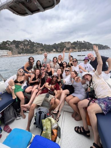 Blanes Motorboat Bluesail 32 alt tag text