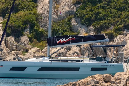 Hire Sailboat  Moorings 44.3 Road Town