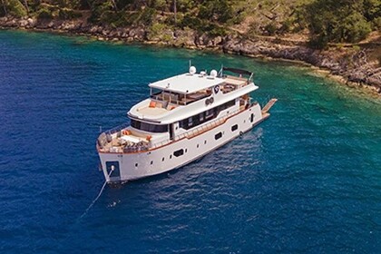 Hire Motorboat custom 2022 Fethiye