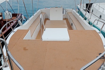 Location Bateau à moteur Lipari Lancia Giardini-Naxos