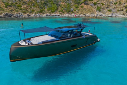 Alquiler Yate a motor Vanquish 58’ T-top Saint-Tropez