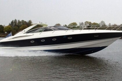 Hire Motorboat Sunseeker Camargue 50 Cannes