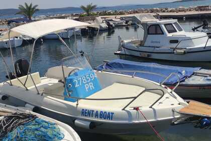 Miete Motorboot Tiburon 180 sundeck Dobropoljana